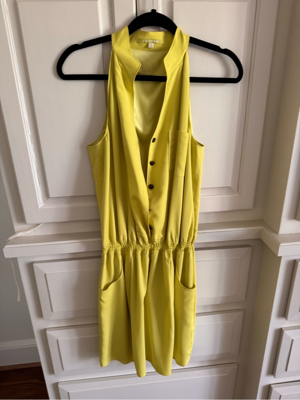 ANTONIO MELANI Yellow Sleeveless Button-Front Mini Dress